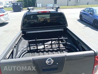 2009 Nissan Frontier LE Crew Cab Medium Bed - miniatura 5