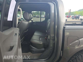 2009 Nissan Frontier PRO-4X Crew Cab Medium Bed – miniatura 13