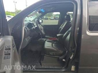 2009 Nissan Frontier PRO-4X Crew Cab Medium Bed – miniatura 6