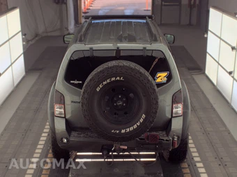 2009 Nissan Pathfinder S – miniatura 5