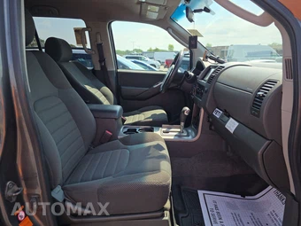 2009 Nissan Pathfinder S – miniatura 8