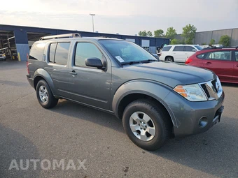 2009 Nissan Pathfinder S - miniatura 3
