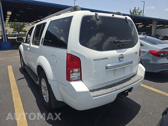 2009 Nissan Pathfinder SE – miniatura 6
