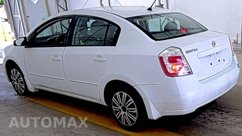 2009 Nissan Sentra 2.0 S – miniatura 6