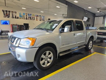 2009 Nissan TITAN LE Crew Cab Short Bed