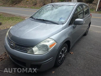 2009 Nissan Versa 1.8 S Hatchback