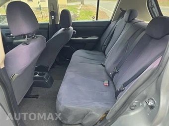 2009 Nissan Versa 1.8 S Hatchback – miniatura 16
