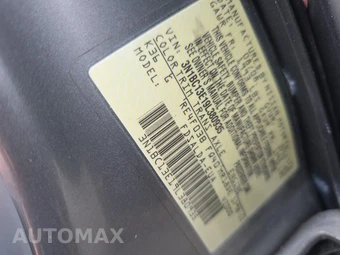 2009 Nissan Versa 1.8 S Hatchback – miniatura 17