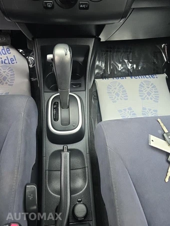 2009 Nissan Versa 1.8 S Hatchback – miniatura 35