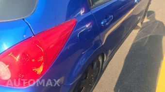 2009 Nissan Versa 1.8 S Hatchback - miniatura 30