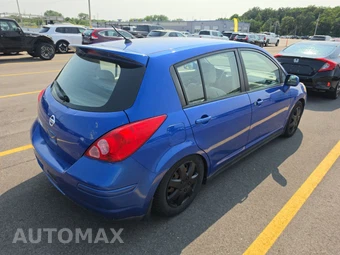 2009 Nissan Versa 1.8 S Hatchback - miniatura 4