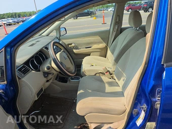 2009 Nissan Versa 1.8 S Hatchback - miniatura 7
