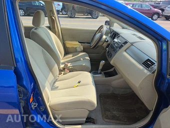 2009 Nissan Versa 1.8 S Hatchback - miniatura 8