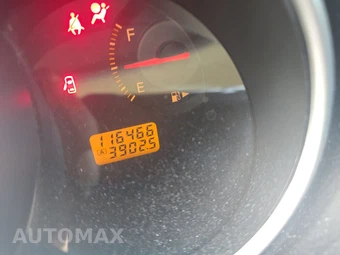 2009 Nissan Versa 1.8 S Hatchback – miniatura 12