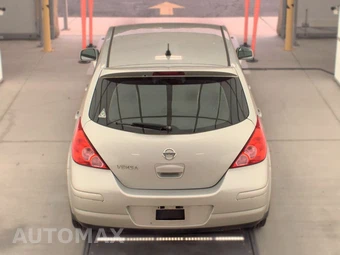 2009 Nissan Versa 1.8 S Hatchback – miniatura 5