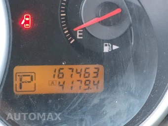 2009 Nissan Versa 1.8 S Hatchback – miniatura 12