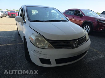 2009 Nissan Versa 1.8 S Hatchback – miniatura 2