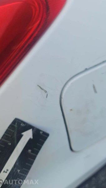 2009 Nissan Versa 1.8 S Hatchback – miniatura 25