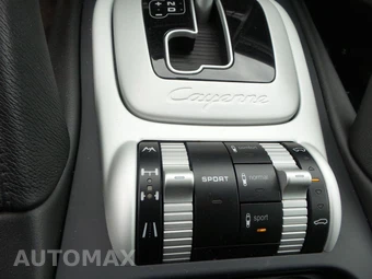 2009 Porsche Cayenne GTS - miniatura 42