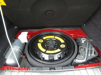 2009 Porsche Cayenne GTS - miniatura 77