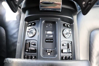 2009 Rolls-Royce Phantom Coupe – miniatura 27