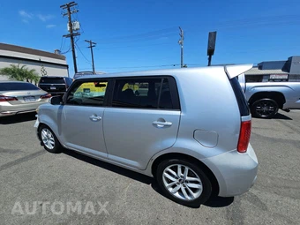 2009 Scion xB – miniatura 6