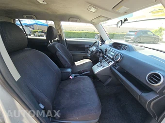 2009 Scion xB – miniatura 8