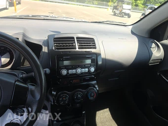 2009 Scion xD - miniatura 11
