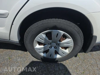 2009 Subaru Outback 2.5i – miniatura 11