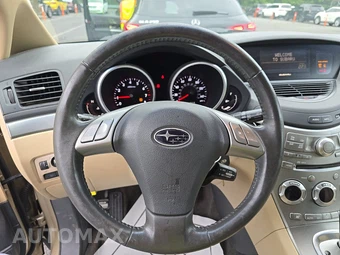 2009 Subaru Tribeca Limited 5-Passenger – miniatura 10