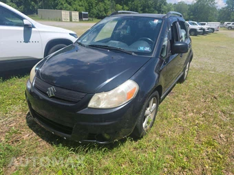 2009 Suzuki SX4 Crossover Hatchback w/Touring Pkg — car from the USA, Manheim Buy-Now listing at AUTOMAX