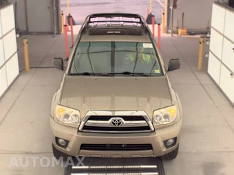 2009 Toyota 4Runner SR5 - miniatura 2