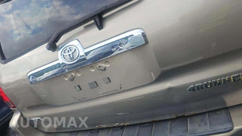 2009 Toyota 4Runner SR5 - miniatura 22