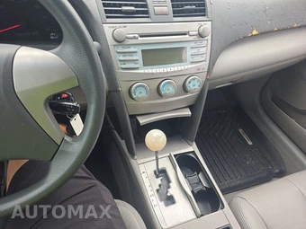 2009 Toyota Camry – miniatura 11
