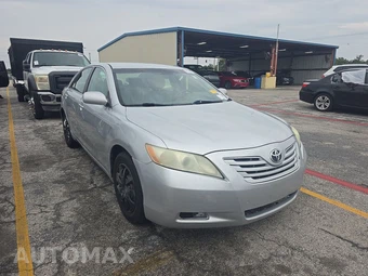 2009 Toyota Camry – miniatura 3