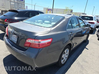 2009 Toyota Camry – miniatura 4