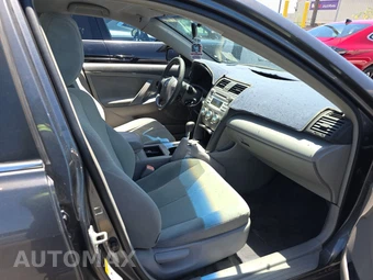 2009 Toyota Camry – miniatura 8