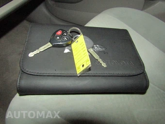 2009 Toyota Camry LE - miniatura 19