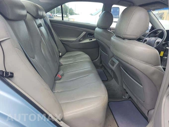 2009 Toyota Camry LE – miniatura 13