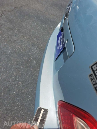 2009 Toyota Camry LE – miniatura 32