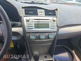 2009 Toyota Camry LE – miniatura 7