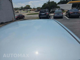 2009 Toyota Camry LE – miniatura 9