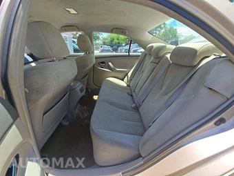 2009 Toyota Camry LE – miniatura 13