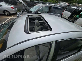 2009 Toyota Camry LE – miniatura 12
