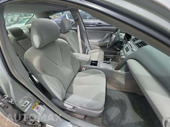 2009 Toyota Camry LE – miniatura 18