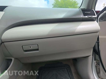 2009 Toyota Camry LE – miniatura 19