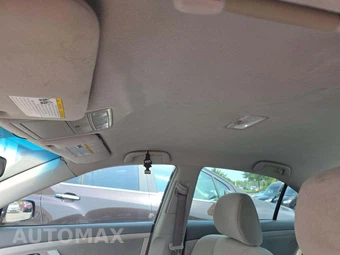 2009 Toyota Camry LE - miniatura 11