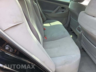 2009 Toyota Camry LE - miniatura 16