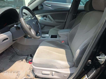 2009 Toyota Camry LE - miniatura 6