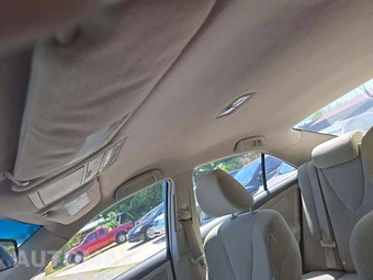 2009 Toyota Camry LE – miniatura 11